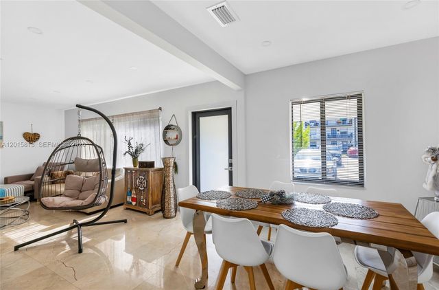 2349 NE 173rd St, North Miami Beach, FL 33160