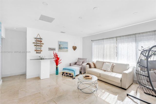 2349 NE 173rd St, North Miami Beach, FL 33160