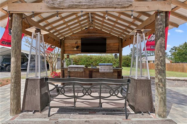 115 Emanuel Loop Road, Brunswick, GA 31523