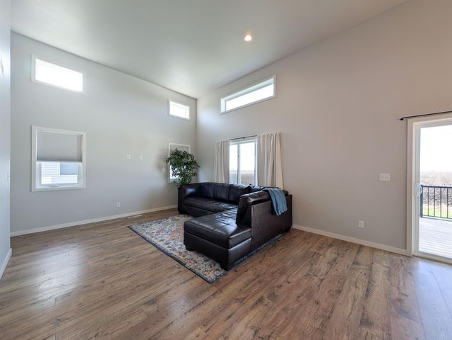 1221 46TH Avenue S, Moorhead, MN 56560