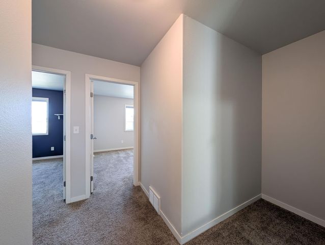 1221 46TH Avenue S, Moorhead, MN 56560