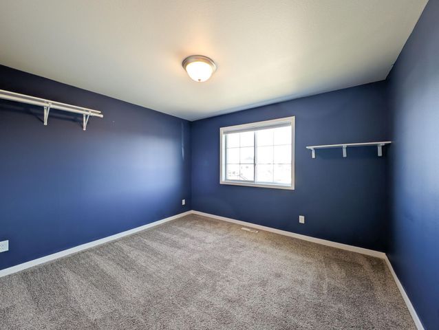 1221 46TH Avenue S, Moorhead, MN 56560