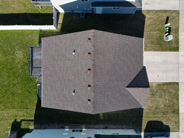 1221 46TH Avenue S, Moorhead, MN 56560