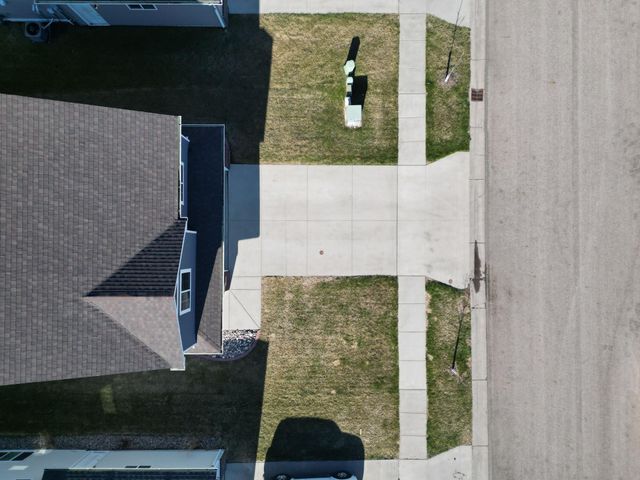 1221 46TH Avenue S, Moorhead, MN 56560