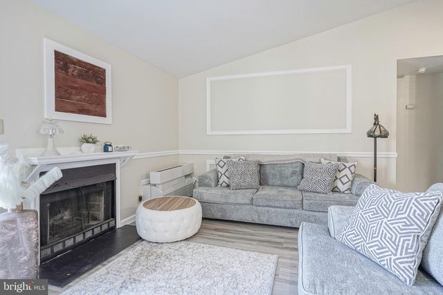 2049 LUCAS LN, Voorhees, NJ 08043