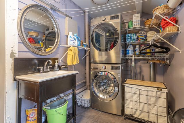 275 N 600 W, Valparaiso, IN 46385