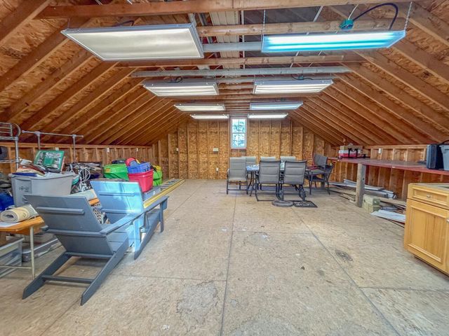 275 N 600 W, Valparaiso, IN 46385