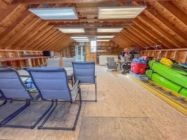 275 N 600 W, Valparaiso, IN 46385