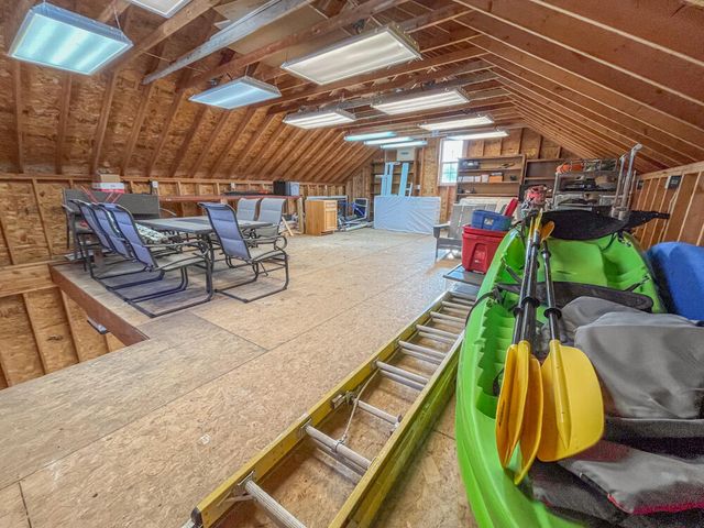 275 N 600 W, Valparaiso, IN 46385