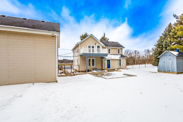 275 N 600 W, Valparaiso, IN 46385