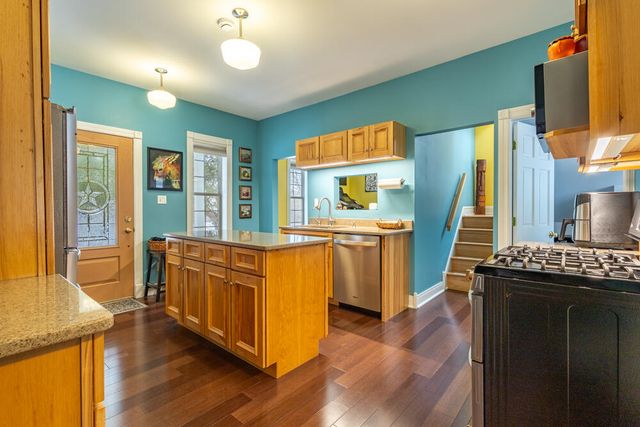 275 N 600 W, Valparaiso, IN 46385