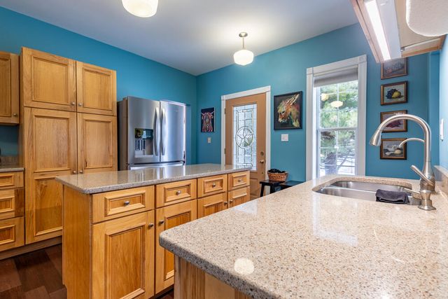 275 N 600 W, Valparaiso, IN 46385