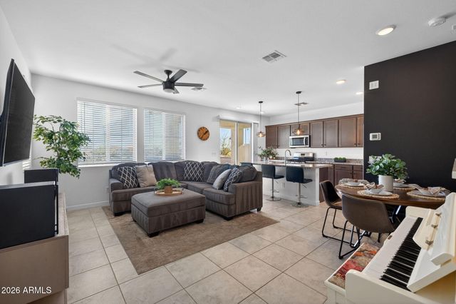 9423 E SOLINA Avenue, Mesa, AZ 85212