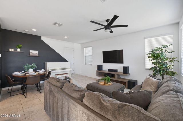 9423 E SOLINA Avenue, Mesa, AZ 85212