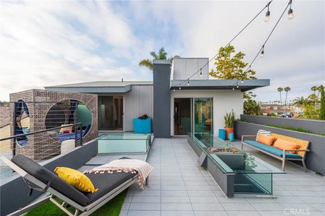 358 Santa Ana, Long Beach, CA 90803