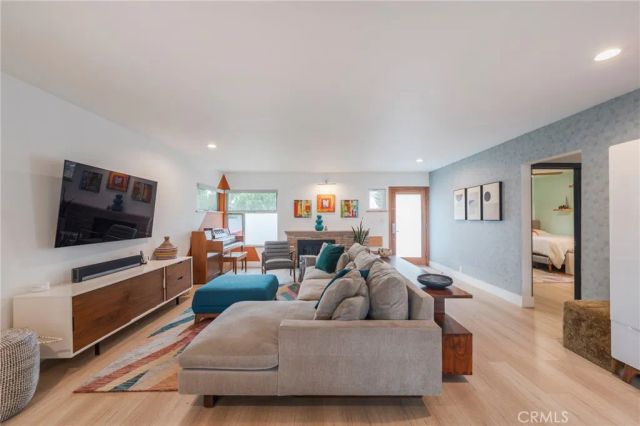 358 Santa Ana, Long Beach, CA 90803