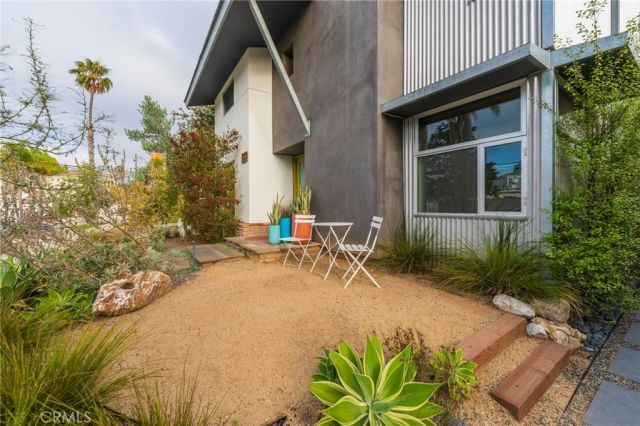 358 Santa Ana, Long Beach, CA 90803