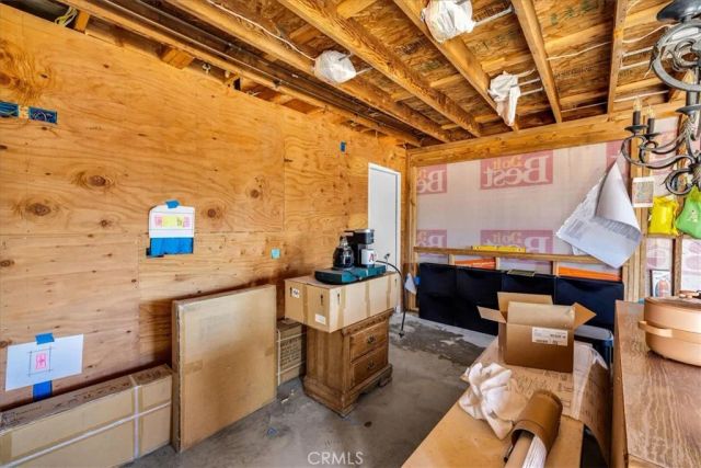 1022 Chuckawalla Road, Landers, CA 92285