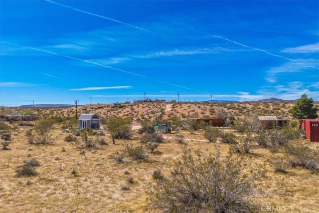 1022 Chuckawalla Road, Landers, CA 92285