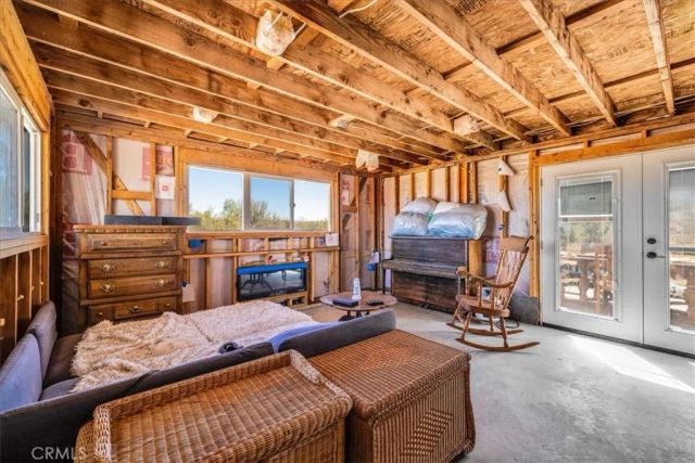 1022 Chuckawalla Road, Landers, CA 92285