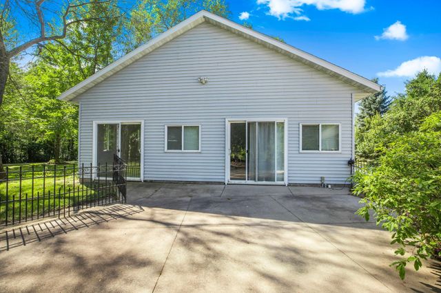 5110 River Road NE, Sauk Rapids, MN 56379