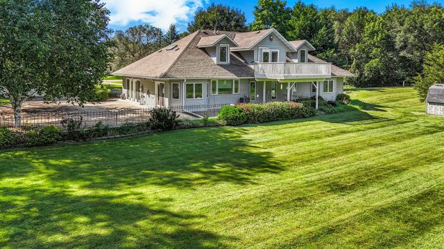 5110 River Road NE, Sauk Rapids, MN 56379