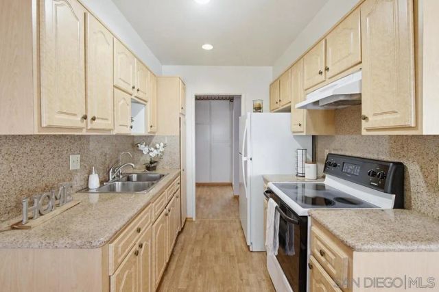 8661 Lake Murray 18, San Diego, CA 92119