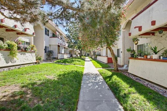 8661 Lake Murray 18, San Diego, CA 92119