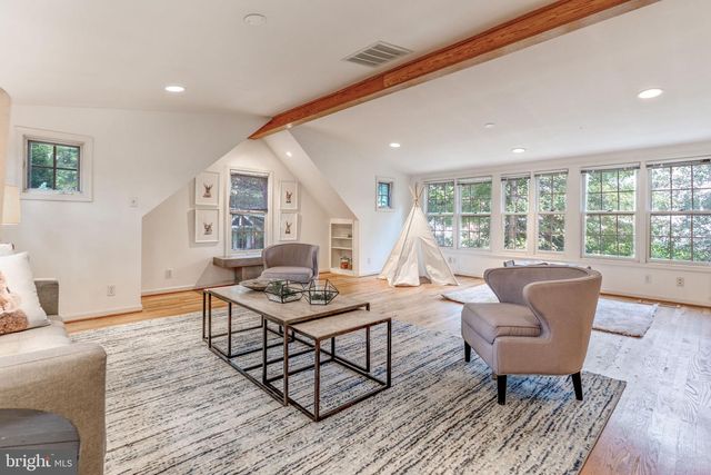 4612 24TH ST N, Arlington, VA 22207