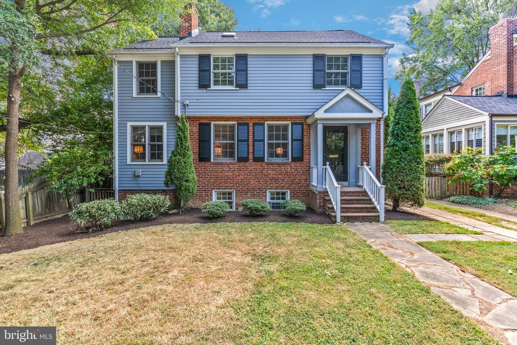 4612 24TH ST N, Arlington, VA 22207