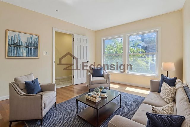 1 Glenwood St 4, Malden, MA 02148