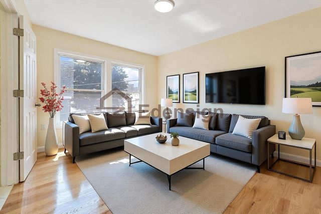 1 Glenwood St 4, Malden, MA 02148