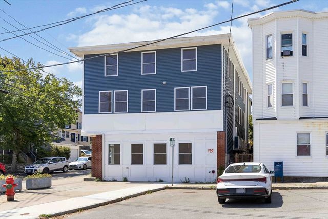 1 Glenwood St 4, Malden, MA 02148