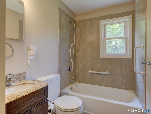 61 Berkley Avenue, Southington, CT 06489