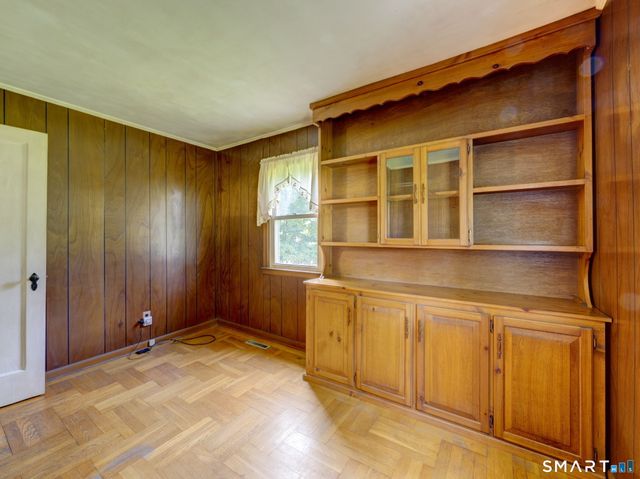 61 Berkley Avenue, Southington, CT 06489