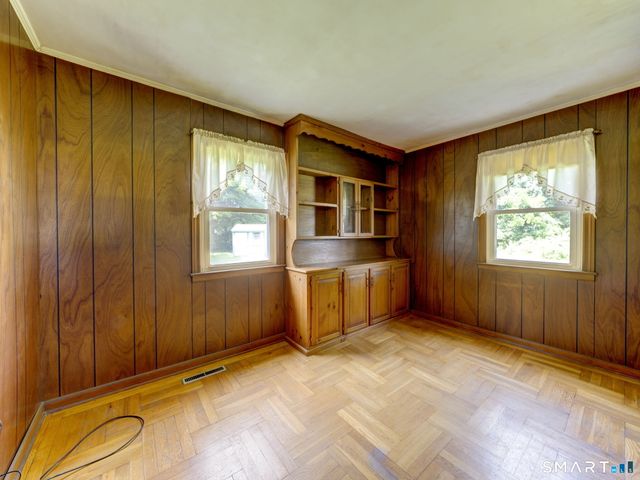 61 Berkley Avenue, Southington, CT 06489