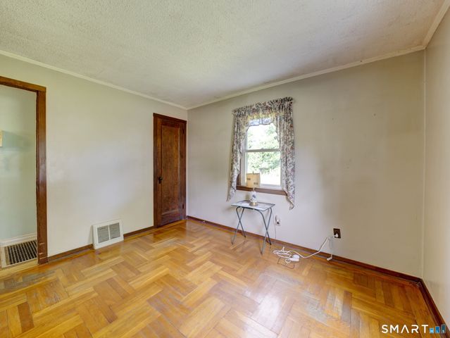 61 Berkley Avenue, Southington, CT 06489