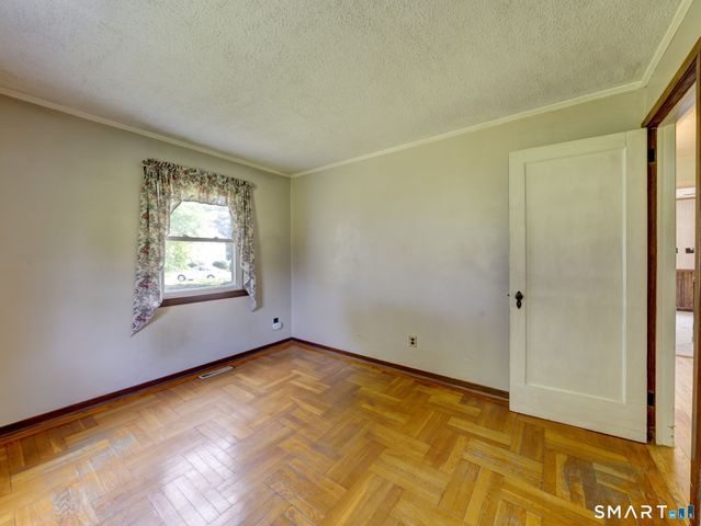 61 Berkley Avenue, Southington, CT 06489