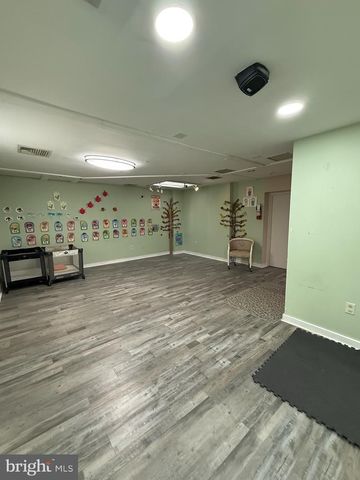 2501-03-00 S BROAD ST, Philadelphia, PA 19148
