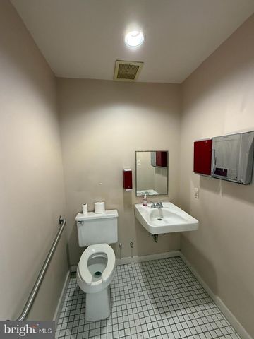2501-03-00 S BROAD ST, Philadelphia, PA 19148