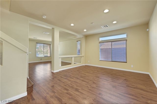 9728 Golden Thread Court, Las Vegas, NV 89141