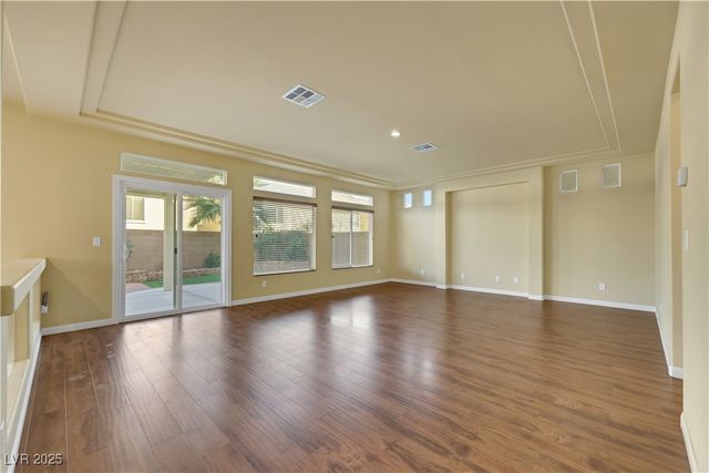 9728 Golden Thread Court, Las Vegas, NV 89141