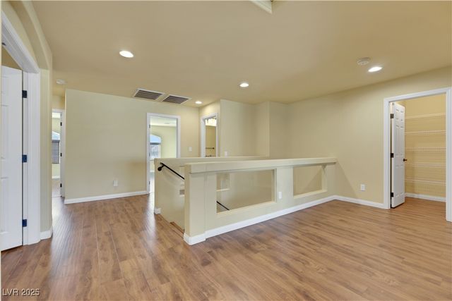 9728 Golden Thread Court, Las Vegas, NV 89141