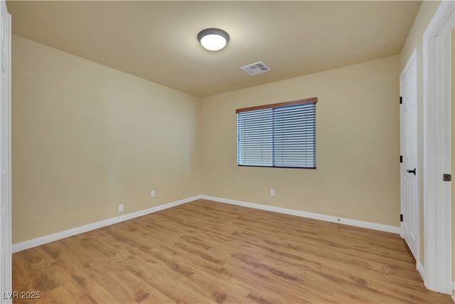 9728 Golden Thread Court, Las Vegas, NV 89141