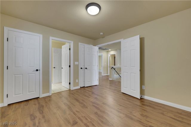 9728 Golden Thread Court, Las Vegas, NV 89141