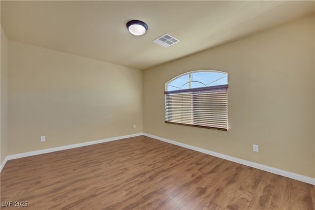 9728 Golden Thread Court, Las Vegas, NV 89141