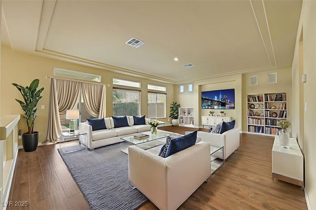 9728 Golden Thread Court, Las Vegas, NV 89141