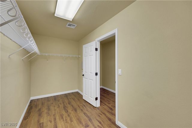 9728 Golden Thread Court, Las Vegas, NV 89141