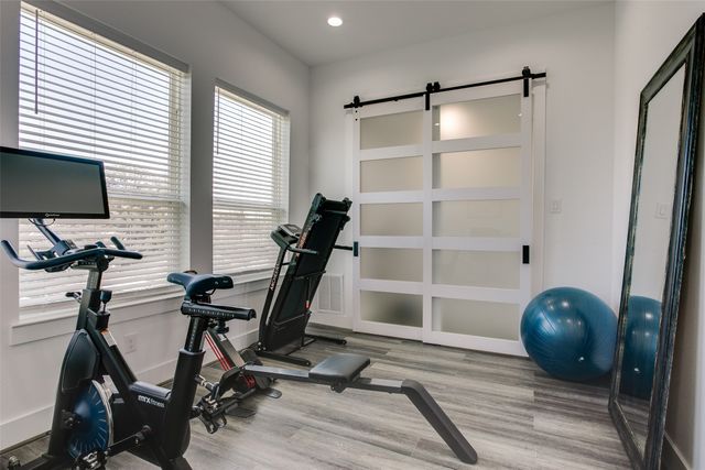 2239 Lovedale Avenue 105, Dallas, TX 75235