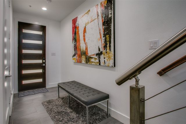 2239 Lovedale Avenue 105, Dallas, TX 75235